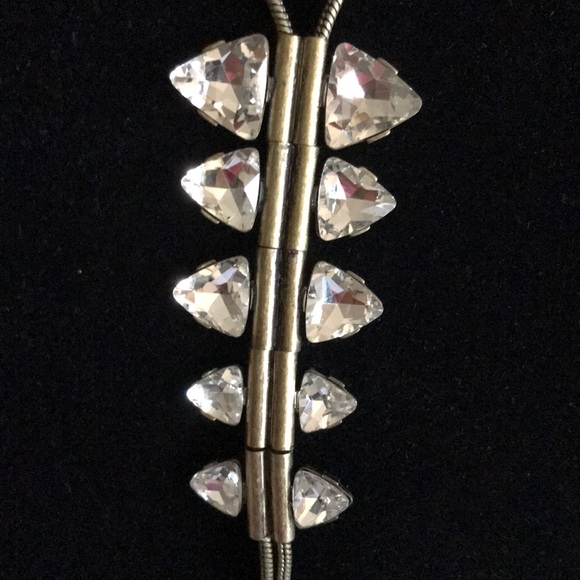 Jewelry - Picture 5 of 6